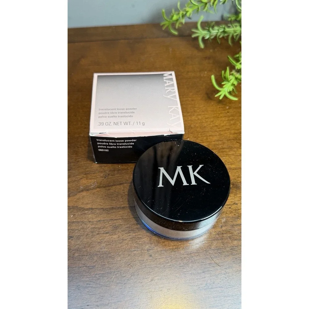 MARY KAY TRANSLUCENT LOOSE POWDER/060182/FULL SIZE SETTING POWDER/NEW IN BOX!